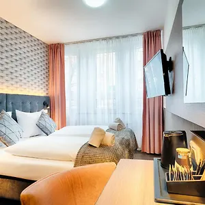 Home Hotel Otel