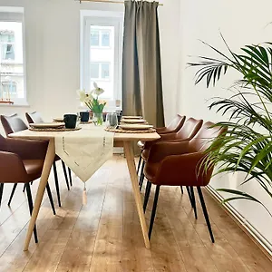 Design - Parking - Kingsize-bett - 2x Bad - Zentrum Apartment Hannover